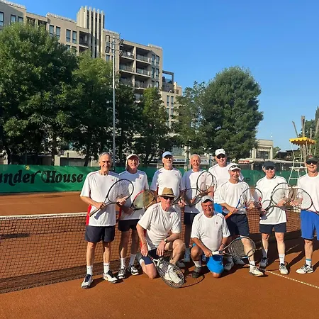 Oleander House And Tennis Club Otel 3*