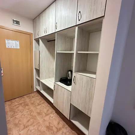 олеандър хаус и тенис клуб 3* Слънчев бряг