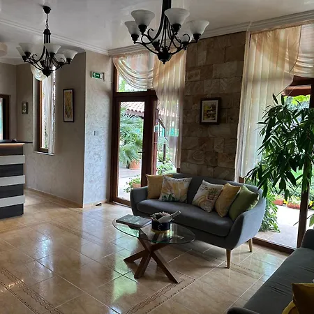 Ξενοδοχείο Oleander House And Tennis Club 3*
