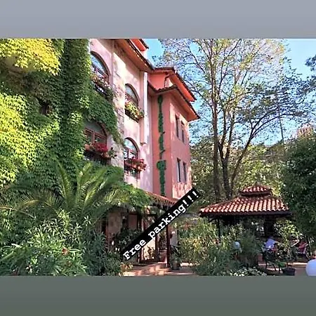 Oleander House And Tennis Club ホテル