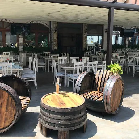 Otel Oleander House And Tennis Club 3*