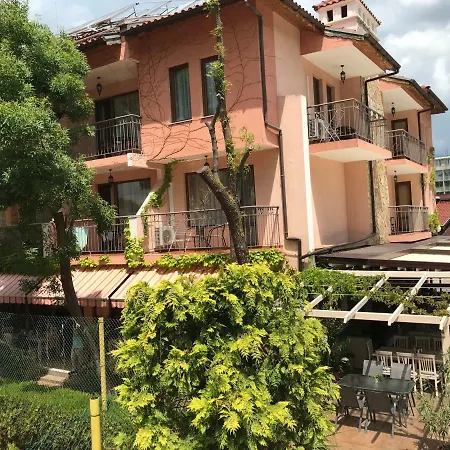 Hotel Oleander House And Tennis Club