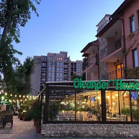 Oleander House And Tennis Club 3*