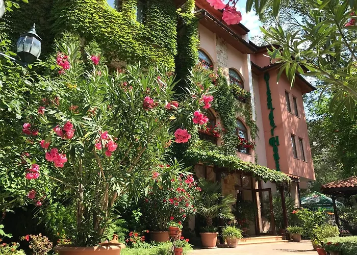 Oleander House And Tennis Club Hotel 3*