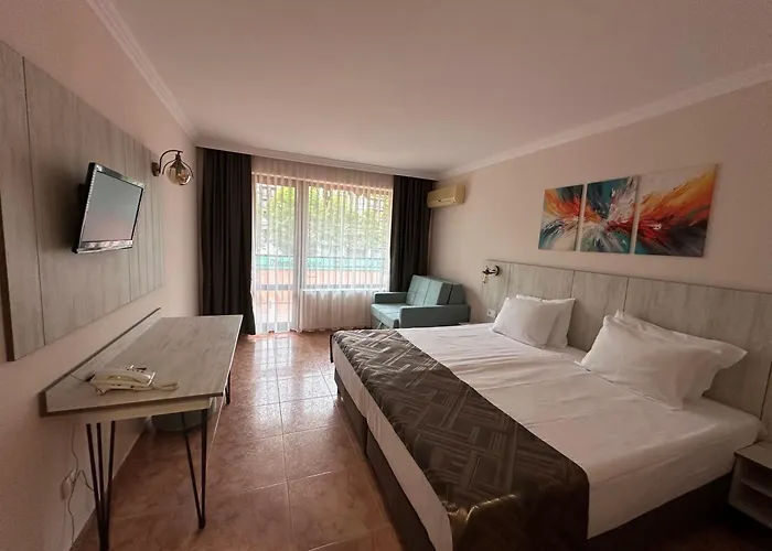 олеандър хаус и тенис клуб 3*