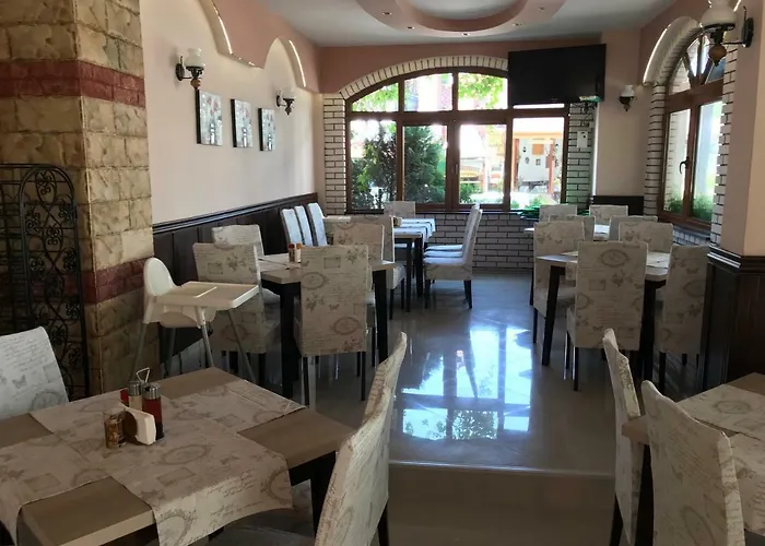 олеандър хаус и тенис клуб