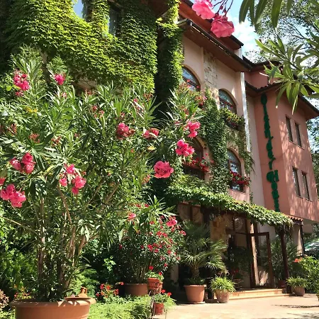 Oleander House And Tennis Club Hotel 3*