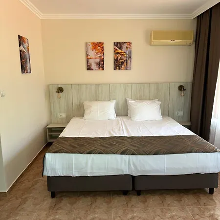 Oleander House And Tennis Club 3*